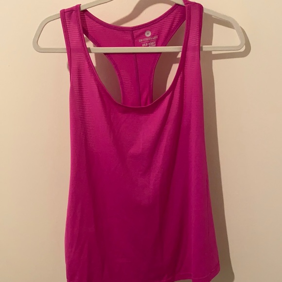 Old Navy active tank, size M - Picture 1 of 3